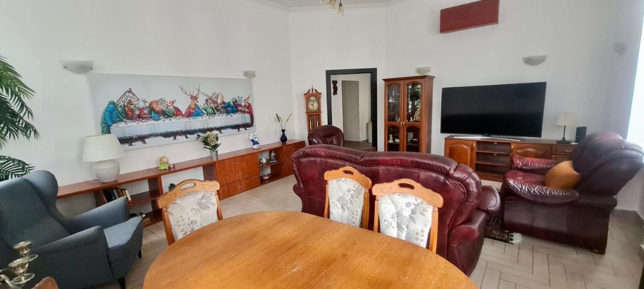 City Center Apartment Sopron Exterior foto